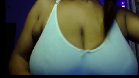 Snapshot of miss_mahi69 chatting on June 2026 06:34:01 PM Mahi online show from June 2026 06:34:01 PM