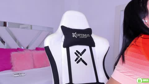   online show from January 2025 01:54:01 PM