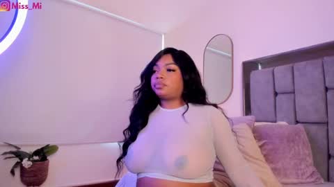 Mian  online show from October 2025 09:00:02 PM