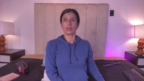 miss_milf_ online show from June 2026 08:09:02 PM