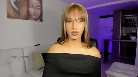 Goddess Myers  thumb up is important for me kisses  online show from October 2025 10:54:02 PM