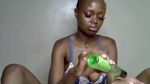 miss_pretty1 online show from January 2026 08:23:01 PM