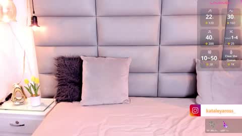 Snapshot of miss_ross_ chatting on October 2025 04:33:02 AM onlyfanskataleyaross online show from October 2025 04:33:02 AM