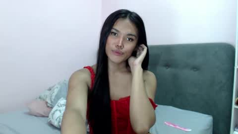 Snapshot of miss_scarletslut chatting on October 2025 05:22:02 PM Scarlet Slut online show from October 2025 05:22:02 PM