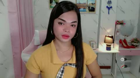 miss_scott online show from October 2025 04:01:02 AM