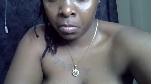 Snapshot of miss_sinphoria chatting on October 2025 08:19:01 PM Miss online show from October 2025 08:19:01 PM