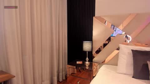 Sofia Alvarez online show from November 2025 12:18:01 PM