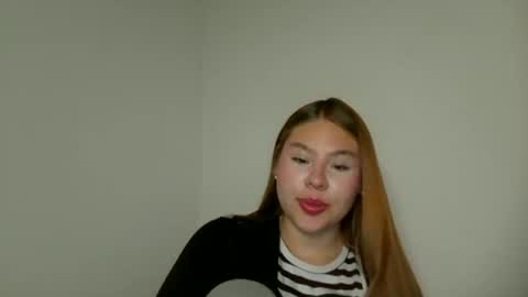 sophi 3 online show from May 2026 01:33:02 AM