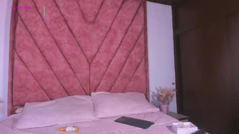 miss_sunnyy online show from April 2026 08:15:02 PM