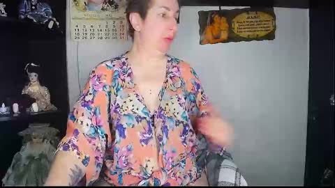 Snapshot of miss_tasha_kom chatting on May 2026 07:38:02 AM miss_tasha_kom online show from May 2026 07:38:02 AM