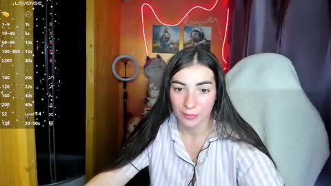 Snapshot of miss_tasy chatting on September 2025 08:04:01 AM Melanie January 15th is my birthday there will be an interesting show online show from September 2025 08:04:01 AM