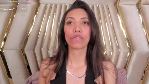 Veronica summer  7AM to 1500 PM hour GMT-5 online show from December 2024 08:57:02 PM