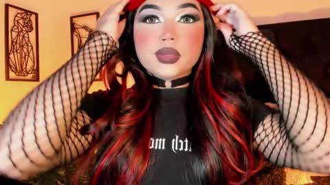 miss_zz online show from November 2025 06:41:01 PM