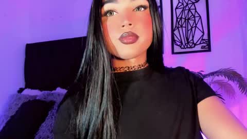 miss_zz online show from December 2025 07:53:02 PM