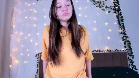 Snapshot of missa_queen chatting on November 2025 11:00:01 AM Eva online show from November 2025 11:00:01 AM