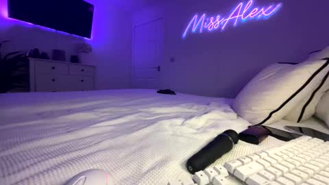  Miss Alex  online show from January 2026 01:19:01 AM