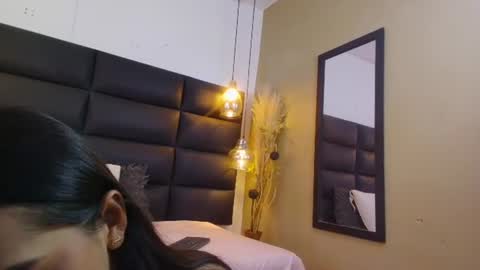 charllote online show from July 2026 07:42:01 PM