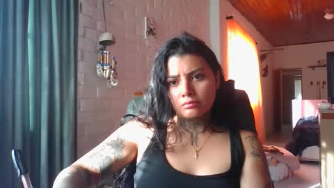 melodie  online show from November 2025 08:52:01 PM