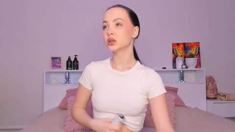 Snapshot of misseliss chatting on March 2026 04:25:01 AM Hello dear my name Elisa online show from March 2026 04:25:01 AM