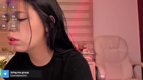 Snapshot of missesmeralda chatting on November 2025 01:17:02 PM Julieta Arboleda but i like call me esme online show from November 2025 01:17:02 PM