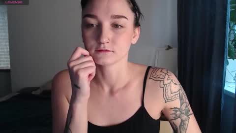 missfiti online show from November 2025 07:40:01 AM