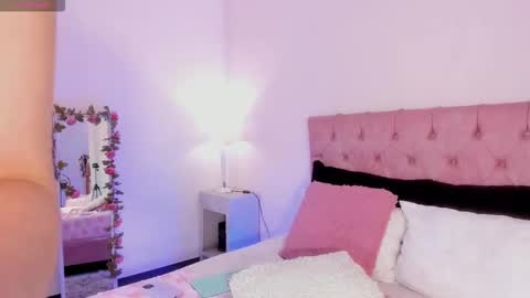 Melany Hiller online show from March 2026 03:01:02 AM