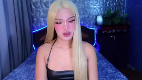 Snapshot of missionary_addiction_cumshot chatting on June 2026 11:33:01 AM im your queen steffie online show from June 2026 11:33:01 AM