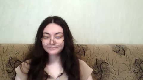 missis mona online show from May 2026 02:01:01 PM
