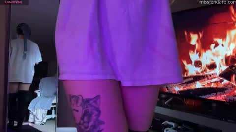 Snapshot of missjendare chatting on February 2025 11:50:01 PM Miss Jen Dare online show from February 2025 11:50:01 PM