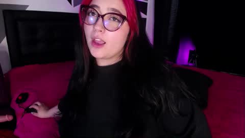 Snapshot of missloise chatting on February 2025 07:21:01 PM Miss Loise online show from February 2025 07:21:01 PM