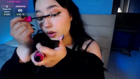 Snapshot of missloise chatting on September 2025 04:25:01 AM Miss Loise online show from September 2025 04:25:01 AM