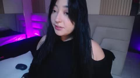 Snapshot of missloise chatting on October 2025 03:51:02 AM Miss Loise online show from October 2025 03:51:02 AM