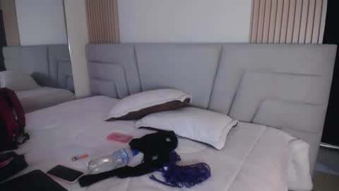 Miss Loise online show from January 2026 03:00:02 AM