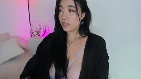 Snapshot of missloise chatting on July 2026 02:14:01 AM Miss Loise online show from July 2026 02:14:01 AM