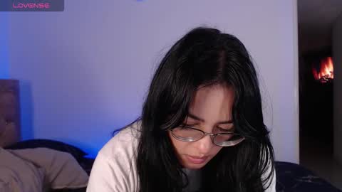 Snapshot of missmariana_ chatting on December 2025 12:29:01 AM missmariana_ online show from December 2025 12:29:01 AM