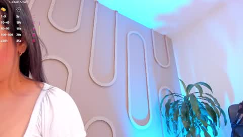 Snapshot of missmiaa_ chatting on June 2026 11:59:02 AM Mia online show from June 2026 11:59:02 AM