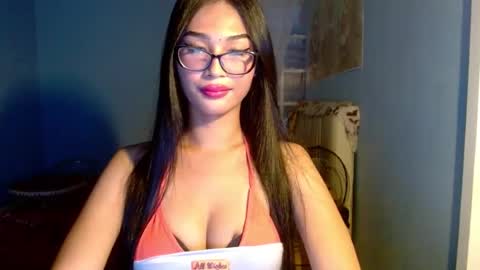 Snapshot of missminervaa chatting on August 2026 02:33:02 PM missminervaa online show from August 2026 02:33:02 PM