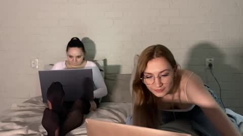 missmiroslava online show from April 2026 01:11:01 PM