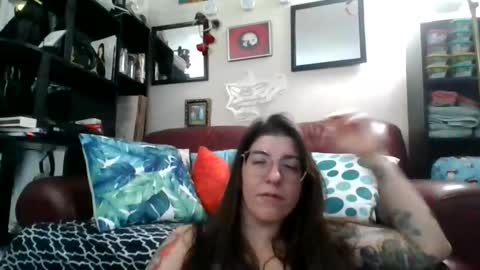 Snapshot of missmonatoyou chatting on February 2026 12:59:02 AM MissMona online show from February 2026 12:59:02 AM