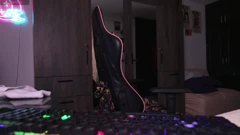 MissMoon online show from April 2026 07:18:02 PM