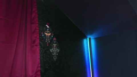 Mistress Nikki Vill online show from March 2025 08:33:02 PM