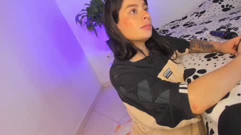 Snapshot of misspaulag chatting on January 2025 03:48:01 AM misspaulag online show from January 2025 03:48:01 AM