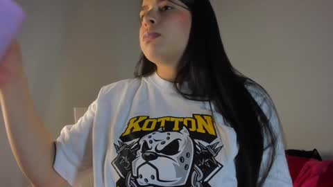 Snapshot of misspaulag chatting on January 2025 02:20:02 AM misspaulag online show from January 2025 02:20:02 AM