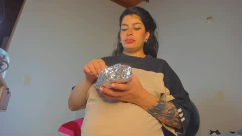 Snapshot of misspaulag chatting on February 2025 02:55:01 AM misspaulag online show from February 2025 02:55:01 AM