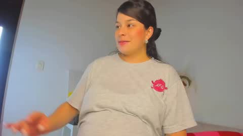 Snapshot of misspaulag chatting on February 2025 02:30:01 AM misspaulag online show from February 2025 02:30:01 AM