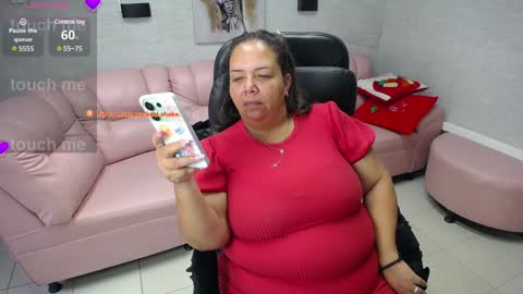 Penelope online show from January 2025 11:58:02 AM