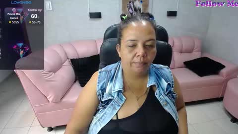 Penelope online show from February 2025 12:04:02 PM