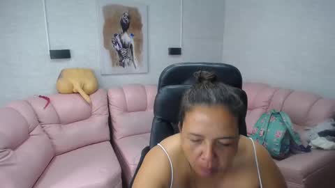 Penelope online show from March 2025 02:40:02 PM