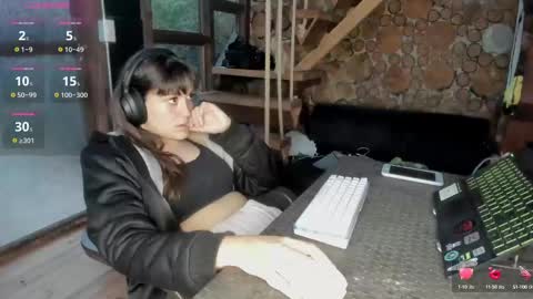 Snapshot of misspink152015 chatting on March 2025 09:37:01 PM sarah online show from March 2025 09:37:01 PM