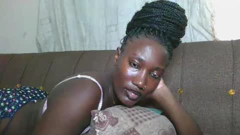 Snapshot of missprettygal chatting on October 2025 06:17:01 PM pretty gal online show from October 2025 06:17:01 PM